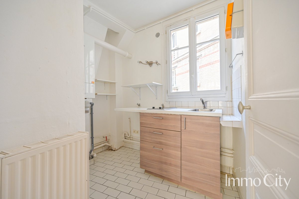 Location Appartement  2 pièces - 35.76m² 75015 Paris