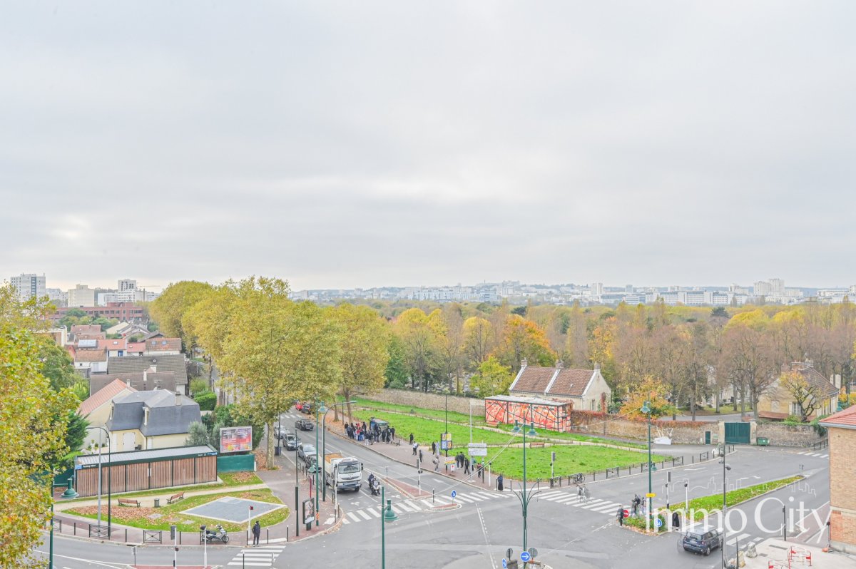 Location Appartement  5 pièces - 102.45m² 92120 Montrouge