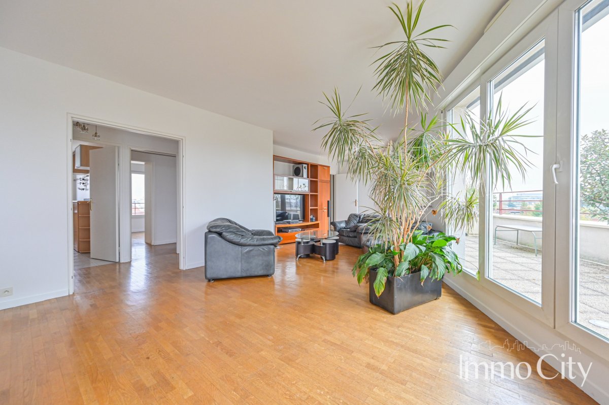 Location Appartement  5 pièces - 102.45m² 92120 Montrouge