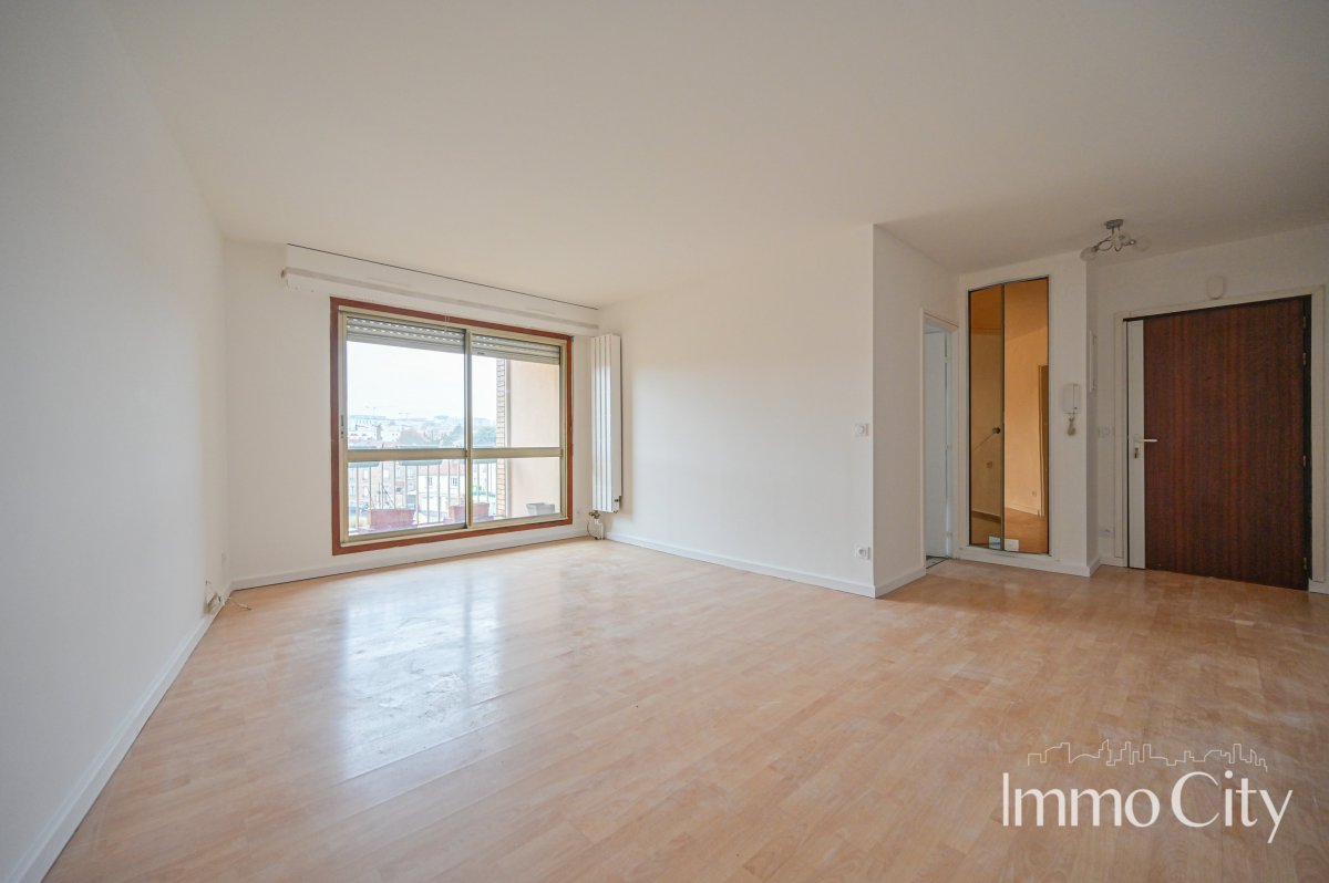 Location Appartement  4 pièces - 77.97m² 94230 Cachan