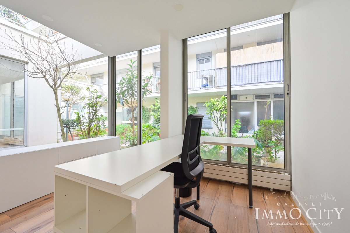 Location Bureau  4 pièces - 55.58m² 92120 Montrouge
