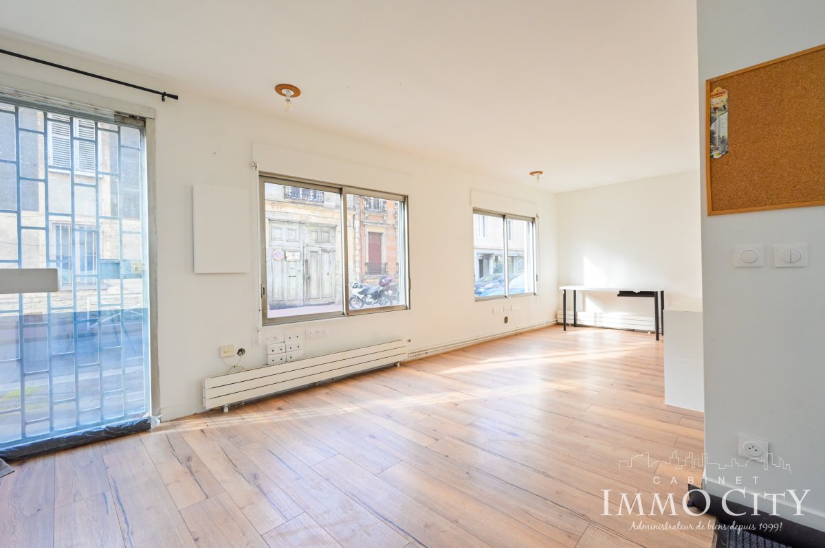 Location Bureau  4 pièces - 55.58m² 92120 Montrouge
