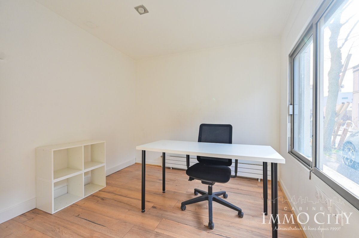 Location Bureau  4 pièces - 55.58m² 92120 Montrouge