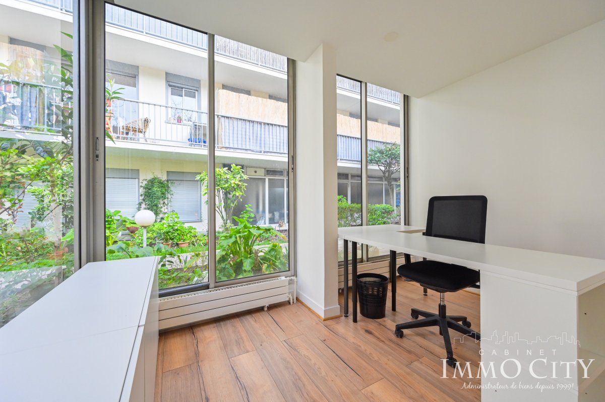 Location Bureau  4 pièces - 55.58m² 92120 Montrouge