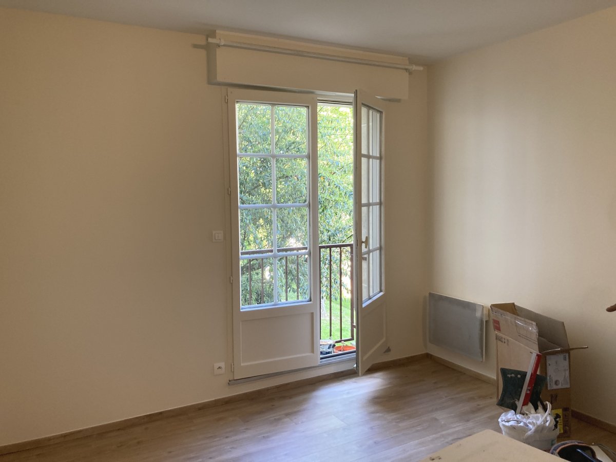 Location Appartement  1 pièce (studio) - 18m² 92260 Fontenay-aux-roses