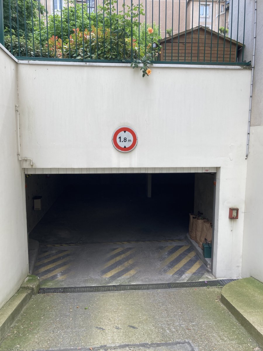 Vente Parking  - 10m² 92120 Montrouge