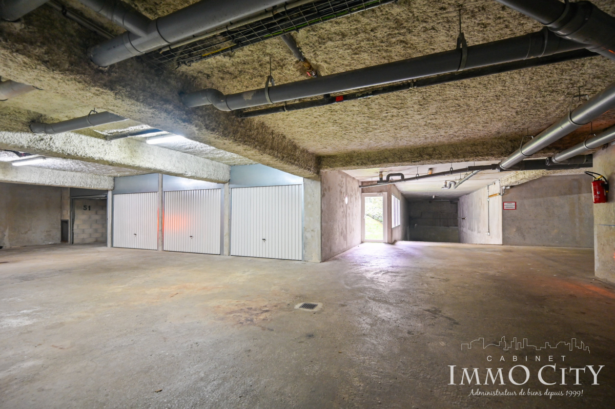 Location Box  - 11m² 92120 Montrouge