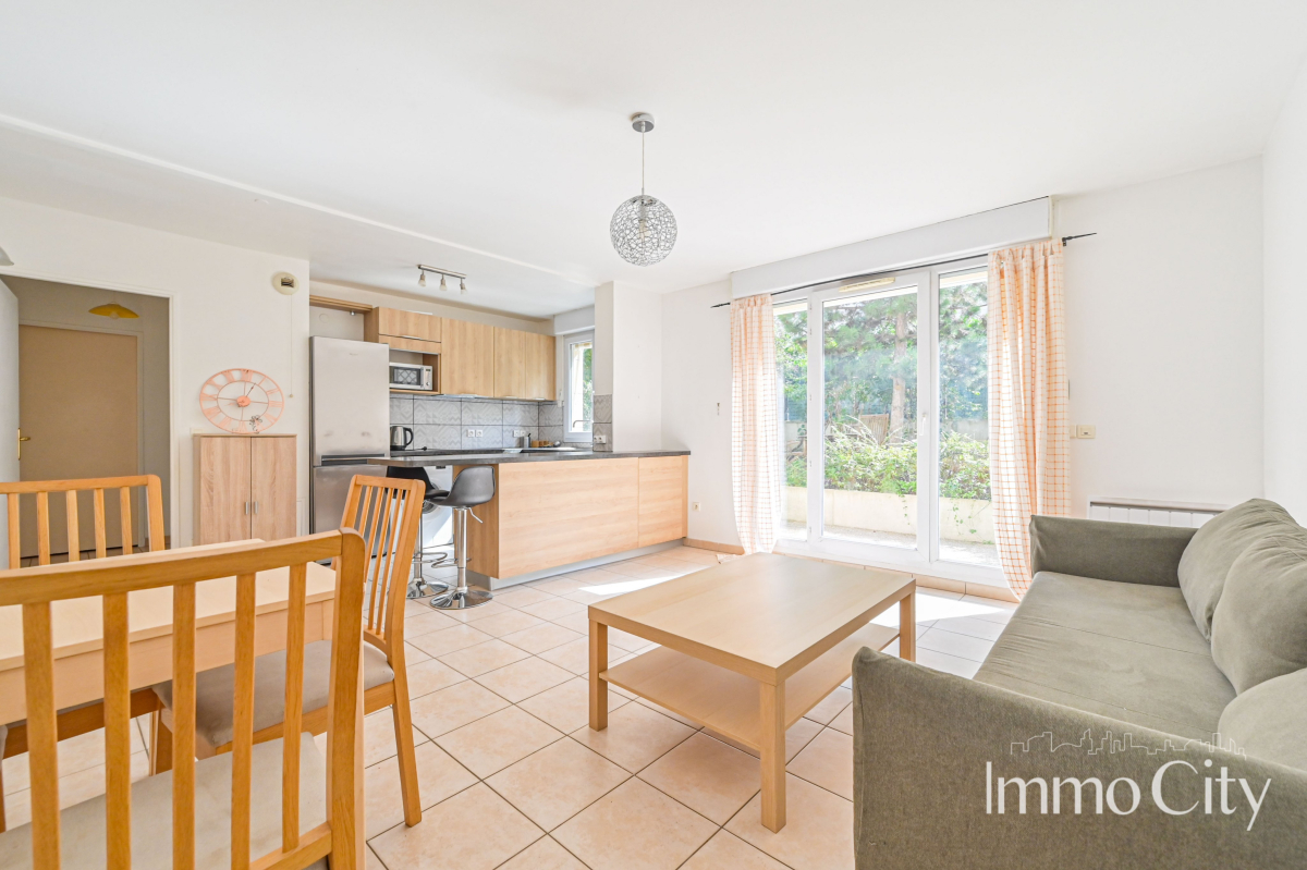Location Appartement meublé 2 pièces - 45.03m² 92120 Montrouge