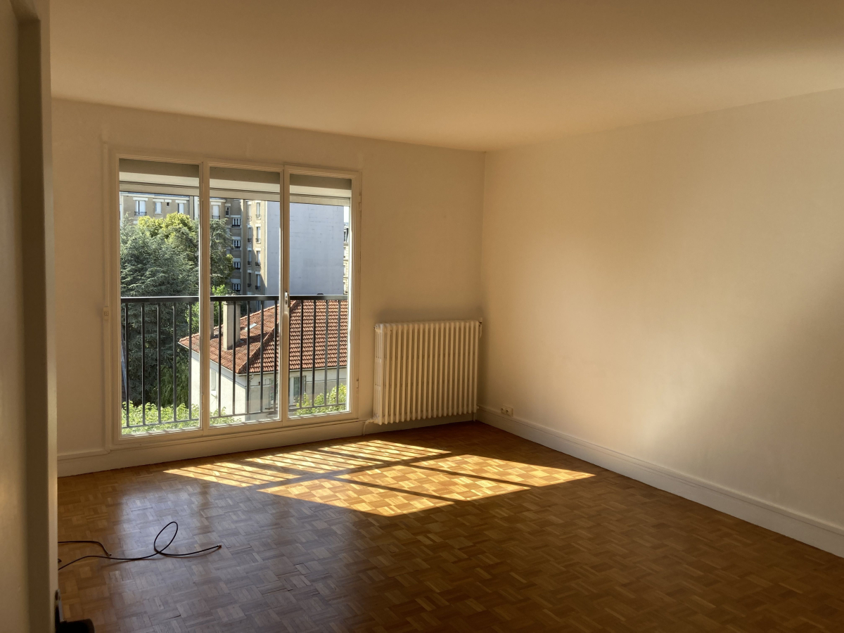 Location Appartement  2 pièces - 47.44m² 92140 Clamart