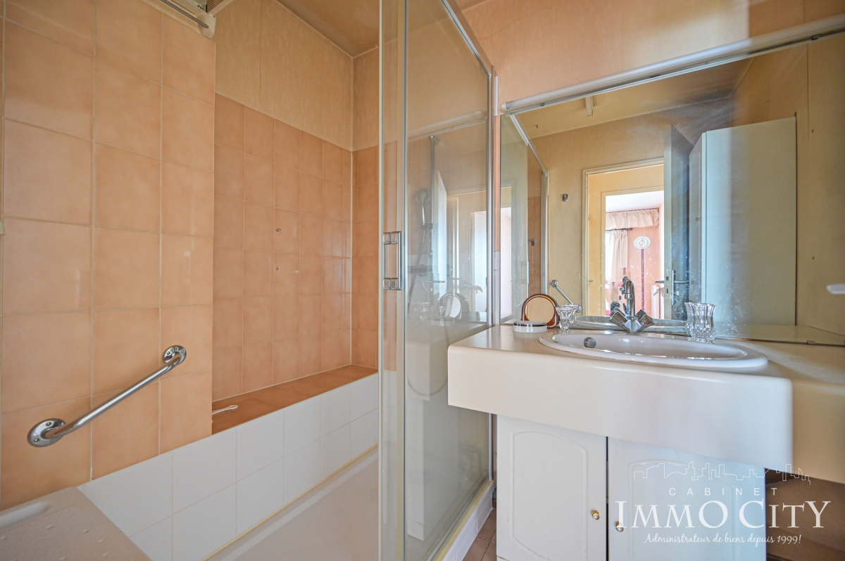 Vente Appartement  2 pièces - 47m² 92120 Montrouge