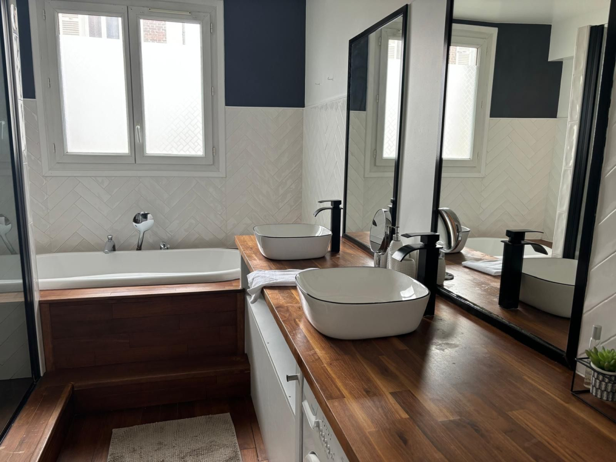 Location Appartement meublé 3 pièces - 75m² 92250 La Garenne-colombes