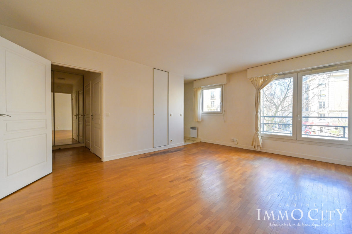 Vente Appartement  1 pièce (studio) - 34.76m² 92120 Montrouge