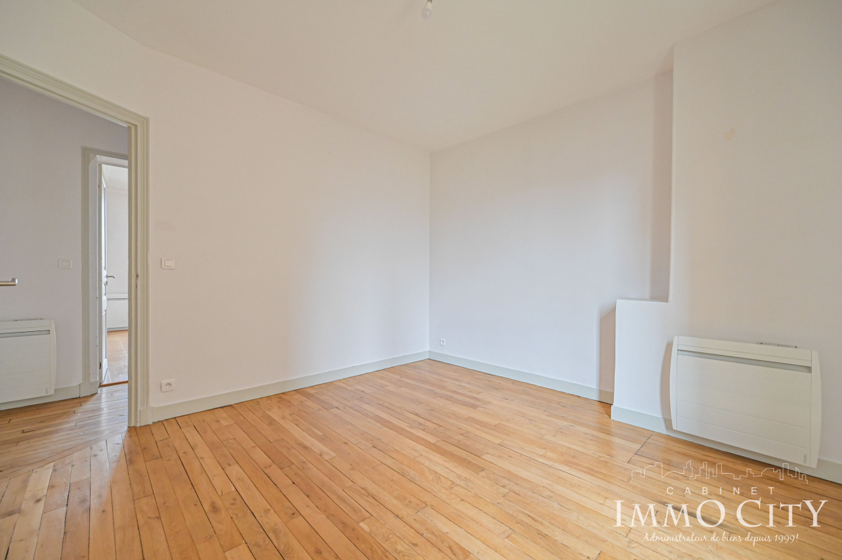 Location Appartement  4 pièces - 66m² 92120 Montrouge