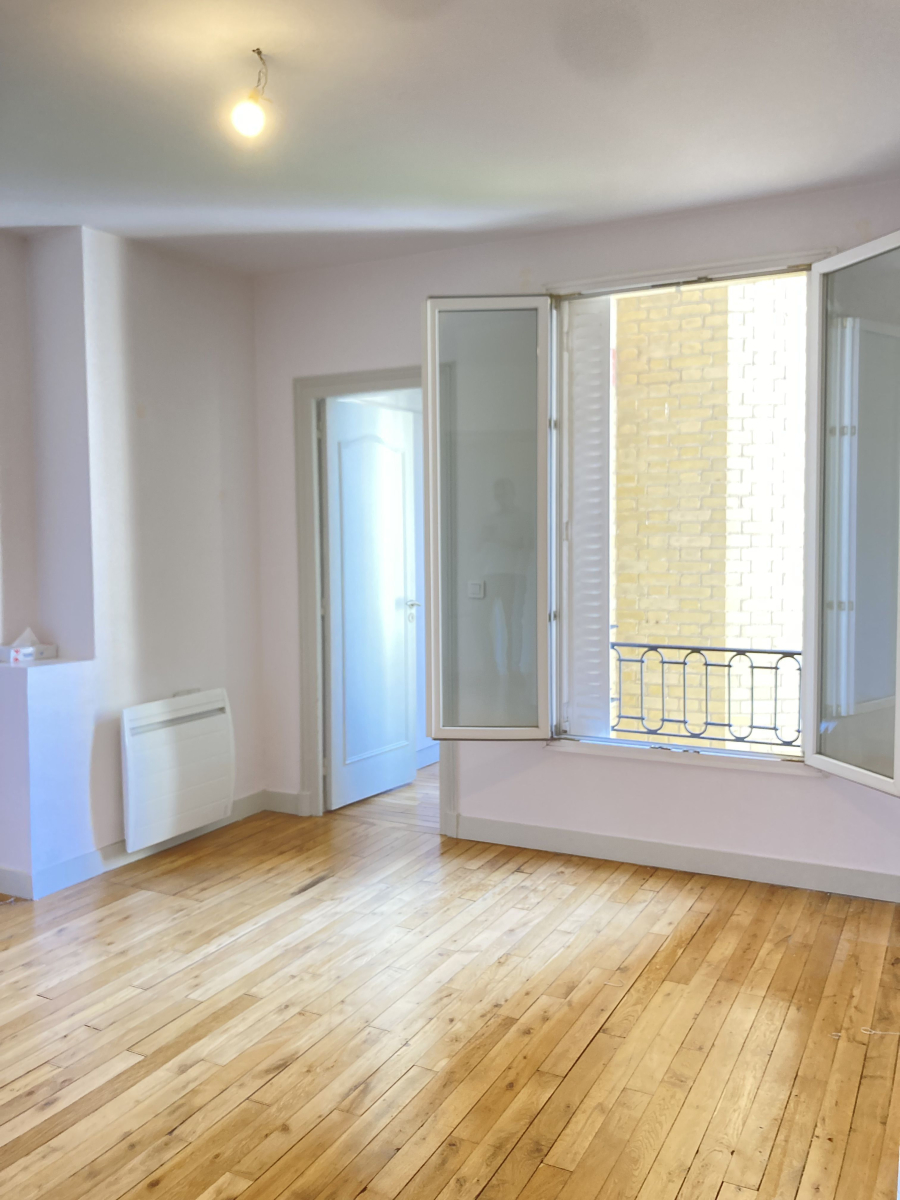 Location Appartement  4 pièces - 66m² 92120 Montrouge