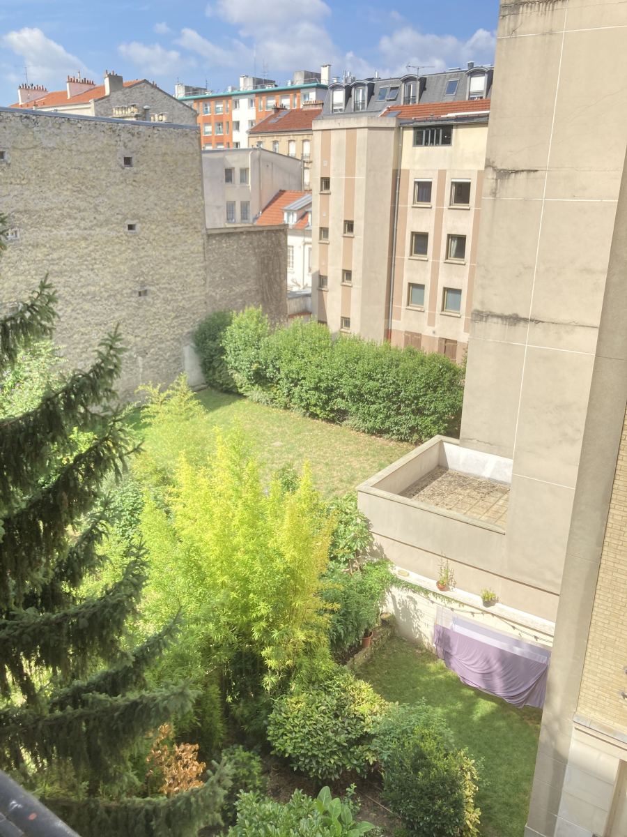 Location Appartement  4 pièces - 66m² 92120 Montrouge