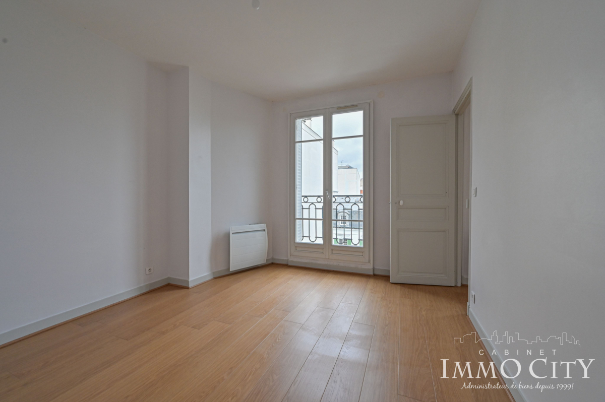 Location Appartement  4 pièces - 66m² 92120 Montrouge