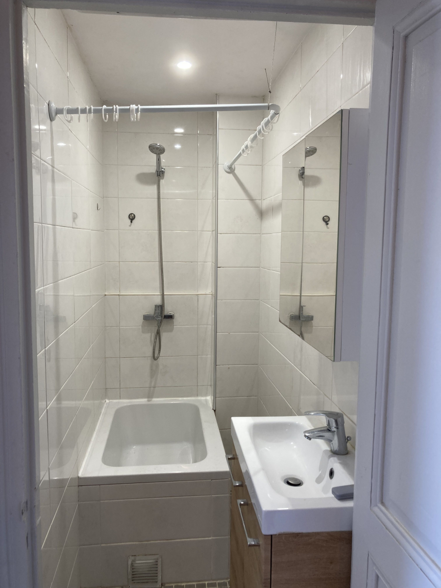 Location Appartement  4 pièces - 66m² 92120 Montrouge