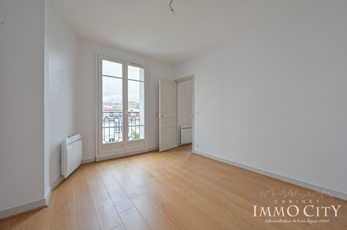 Location Appartement  4 pièces - 66m² 92120 Montrouge