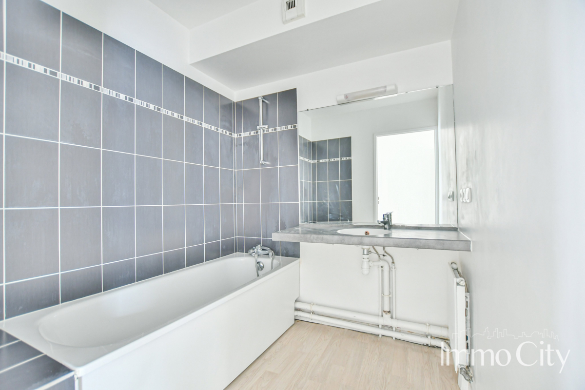 Location Appartement  3 pièces - 60m² 94110 Arcueil