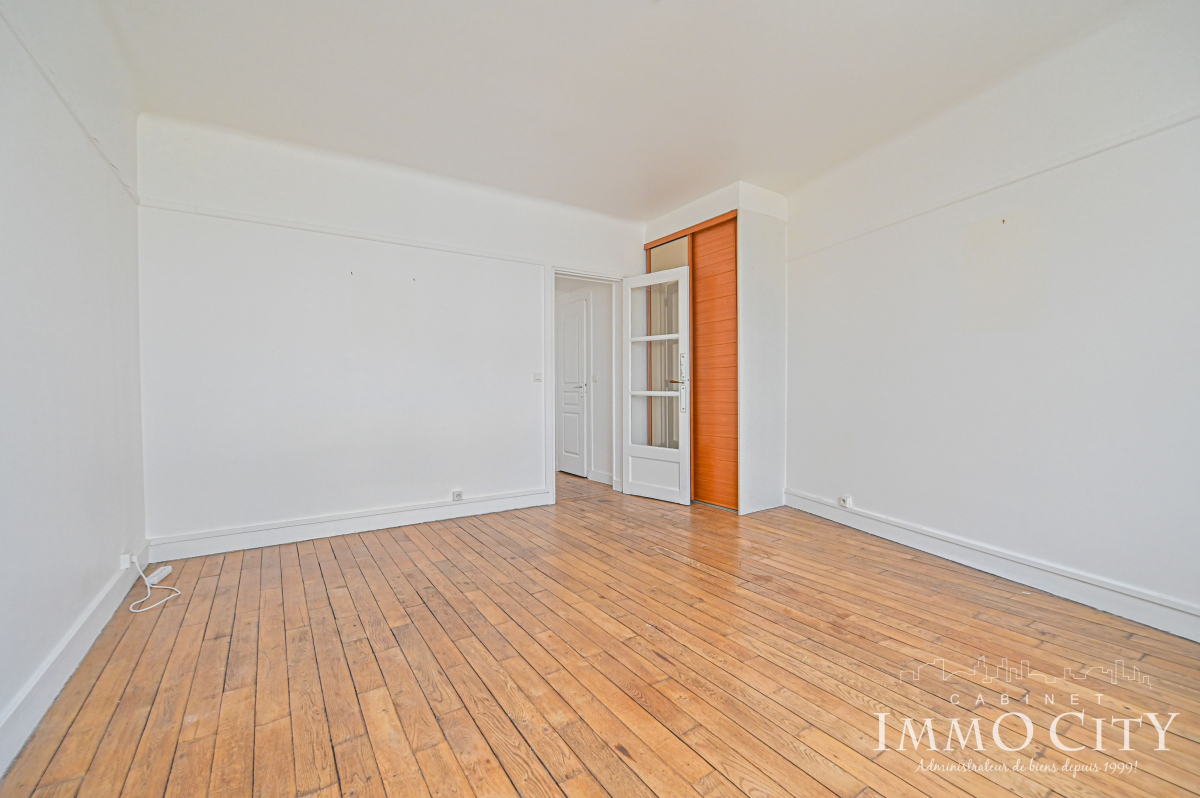 Location Appartement  1 pièce (studio) - 30m² 92120 Montrouge