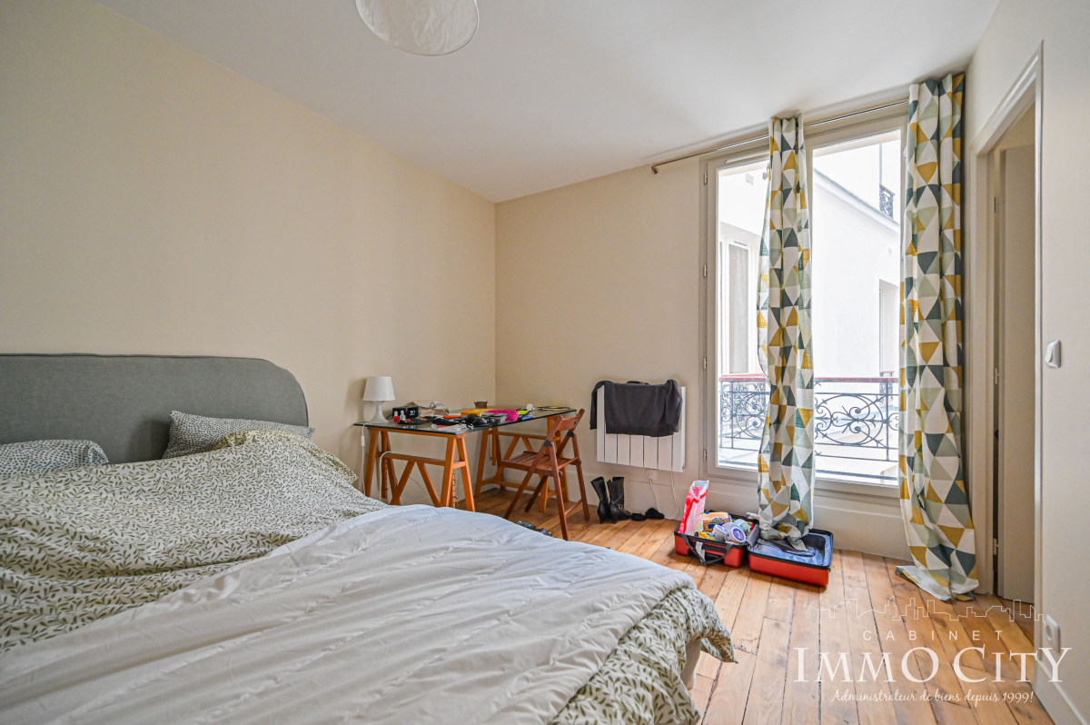 Location Appartement meublé 2 pièces - 40m² 75018 Paris
