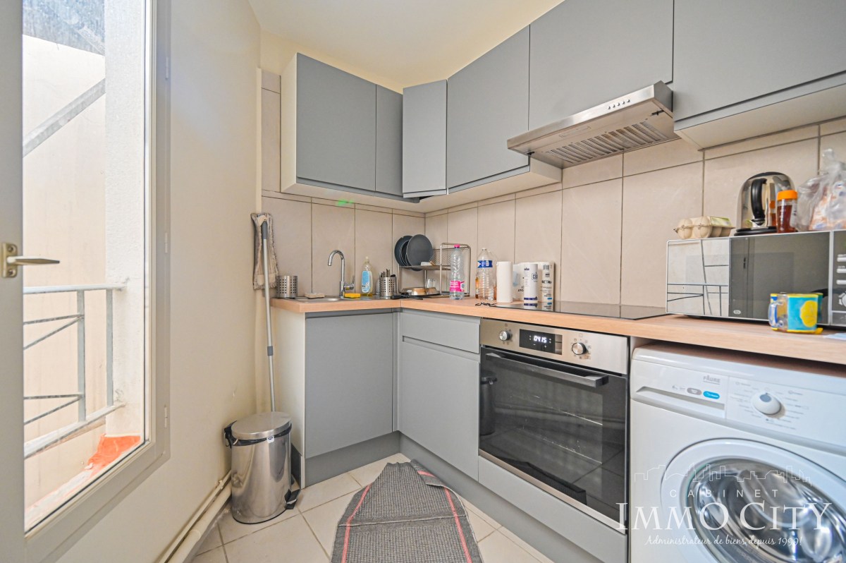 Location Appartement meublé 2 pièces - 40m² 75018 Paris