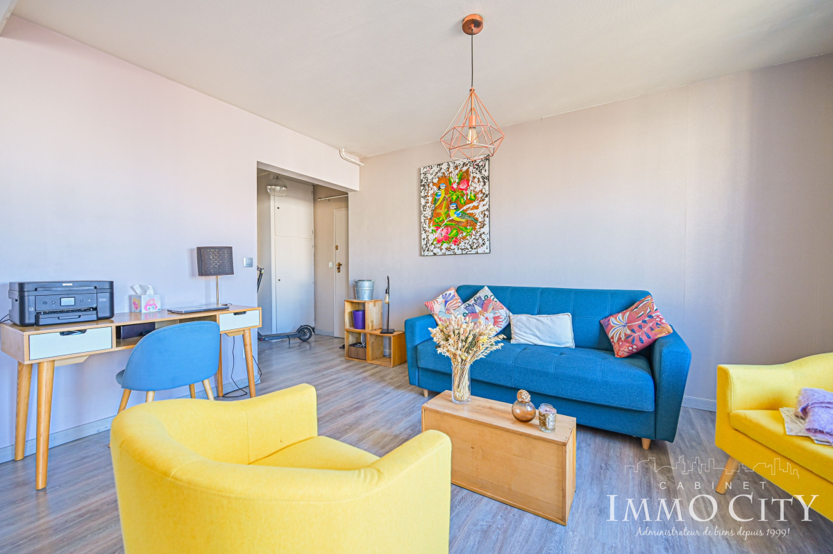 Location Appartement  3 pièces - 62m² 92120 Montrouge