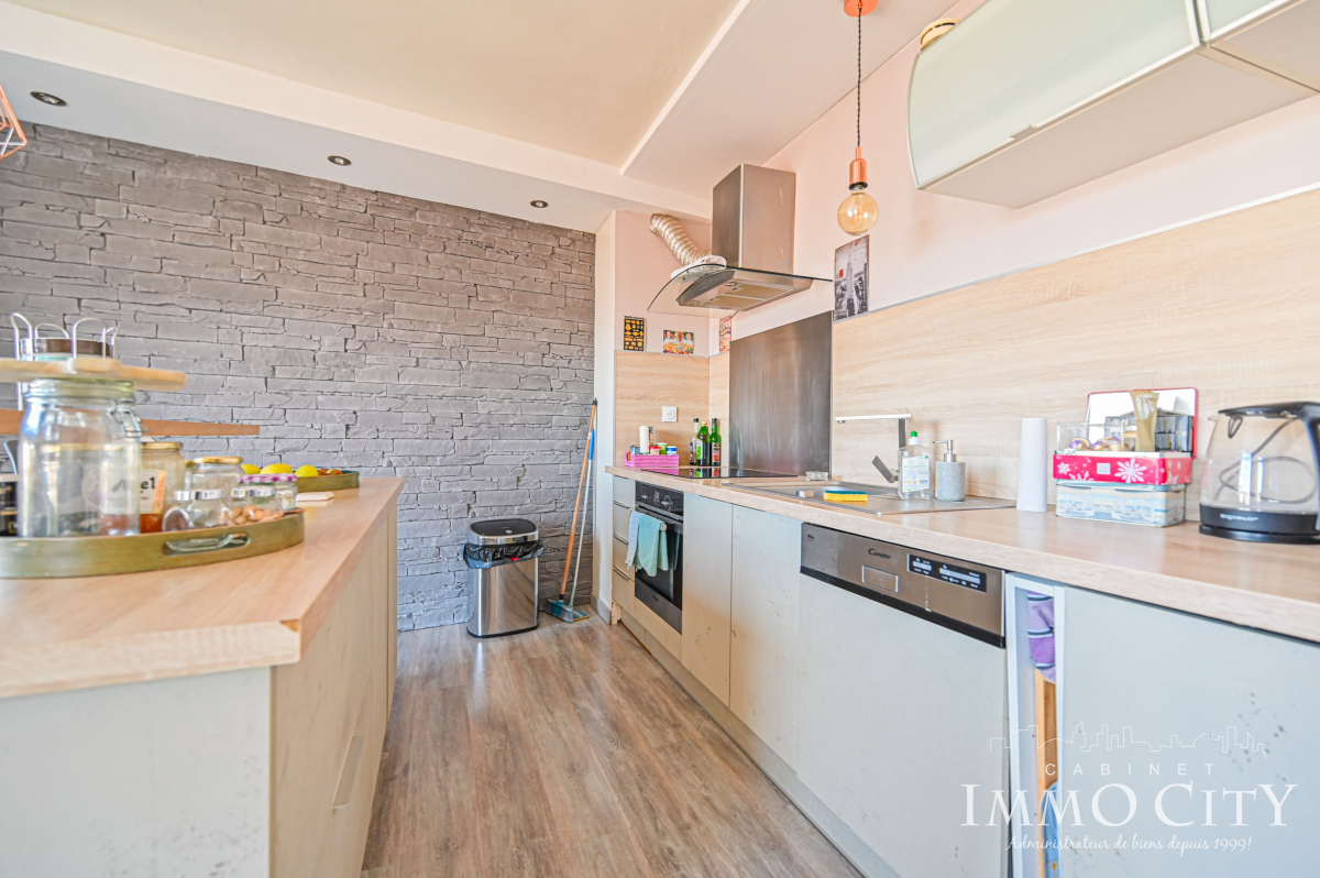 Location Appartement  3 pièces - 62m² 92120 Montrouge