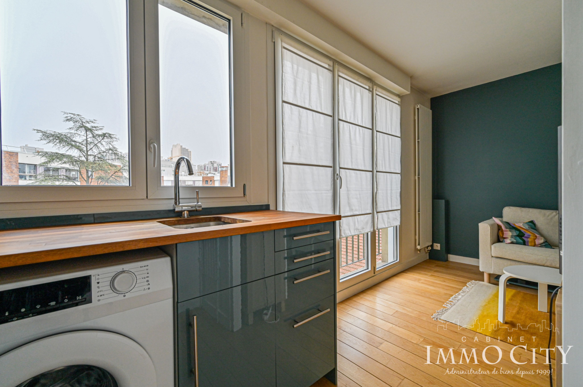Location Appartement meublé 1 pièce (studio) - 25m² 92130 Issy-les-moulineaux