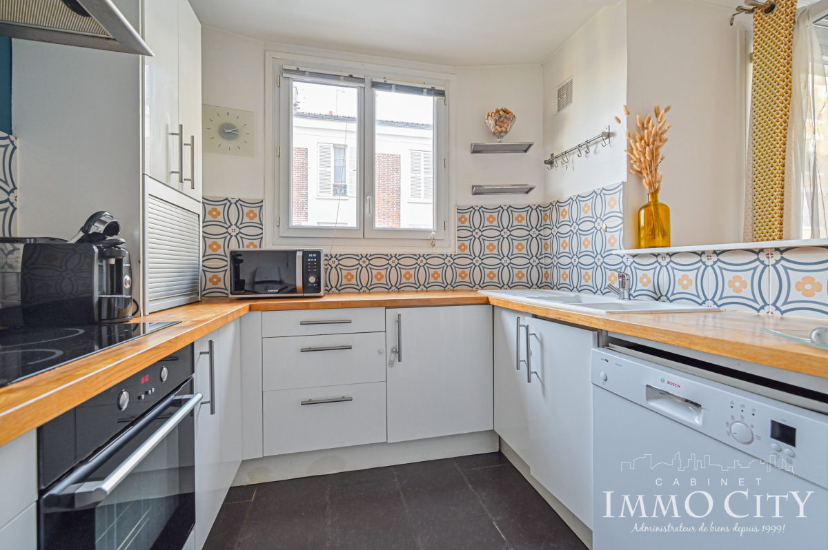 Location Appartement  3 pièces - 75m² 92250 La Garenne-colombes