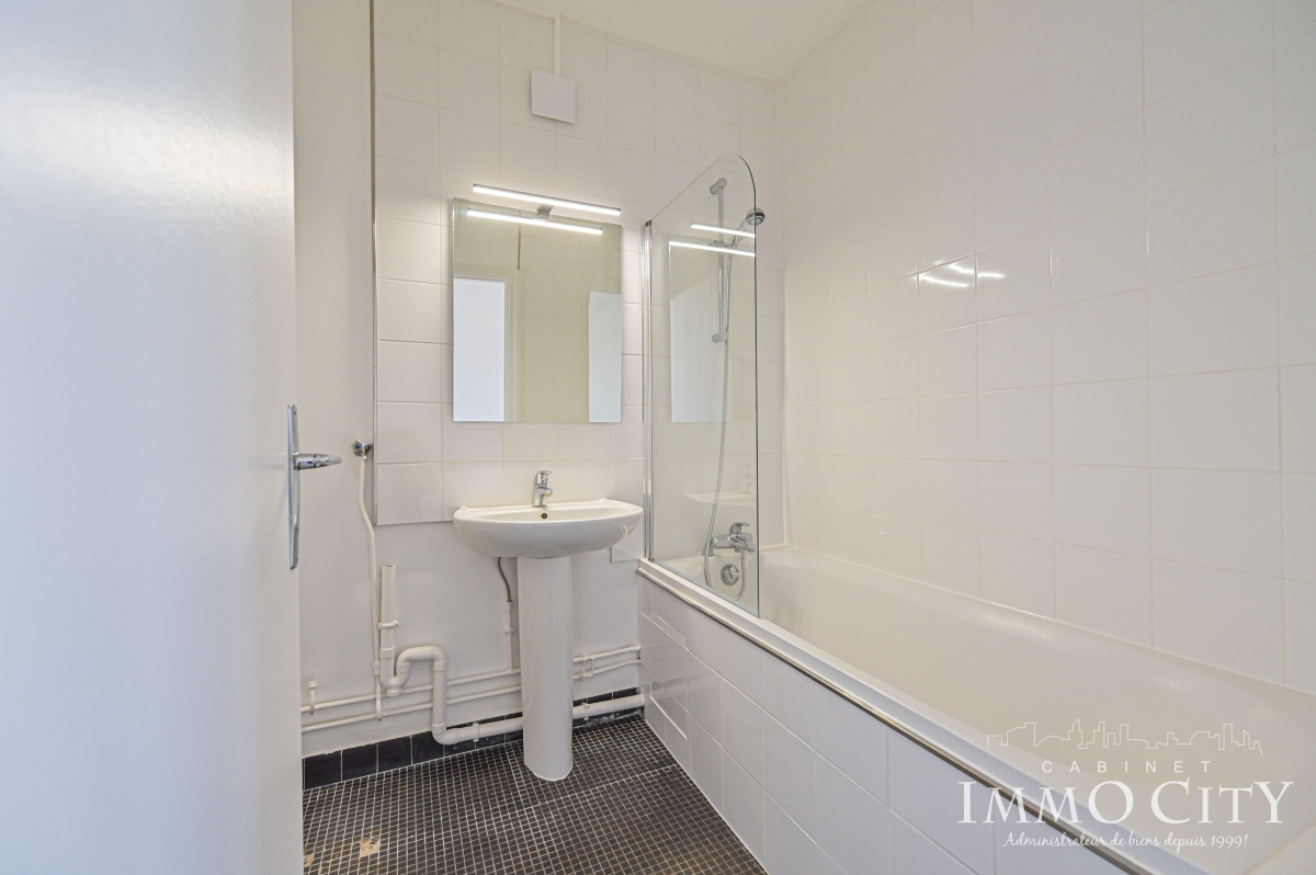 Location Appartement  1 pièce (studio) - 29m² 92120 Montrouge