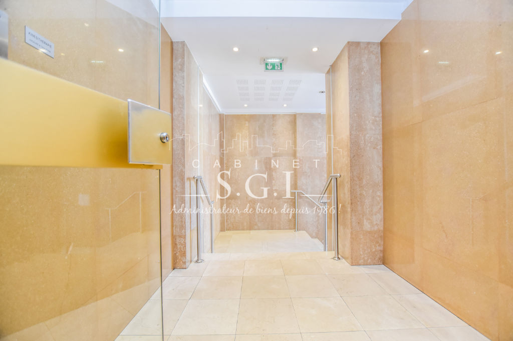 Location Appartement  1 pièce (studio) - 29m² 92120 Montrouge