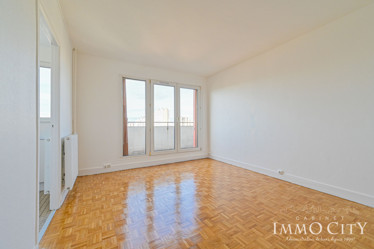 Location Appartement  1 pièce (studio) - 29m² 92120 Montrouge