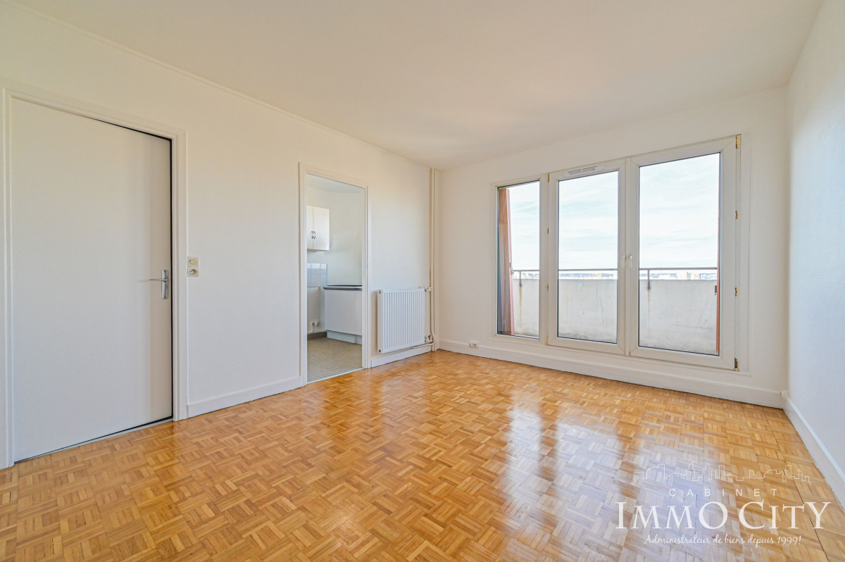 Location Appartement  1 pièce (studio) - 29m² 92120 Montrouge