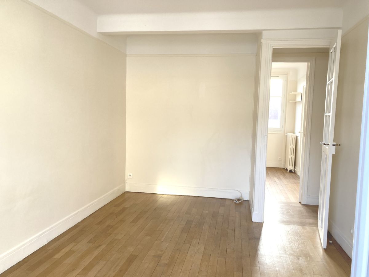 Location Appartement  2 pièces - 34.12m² 75015 Paris