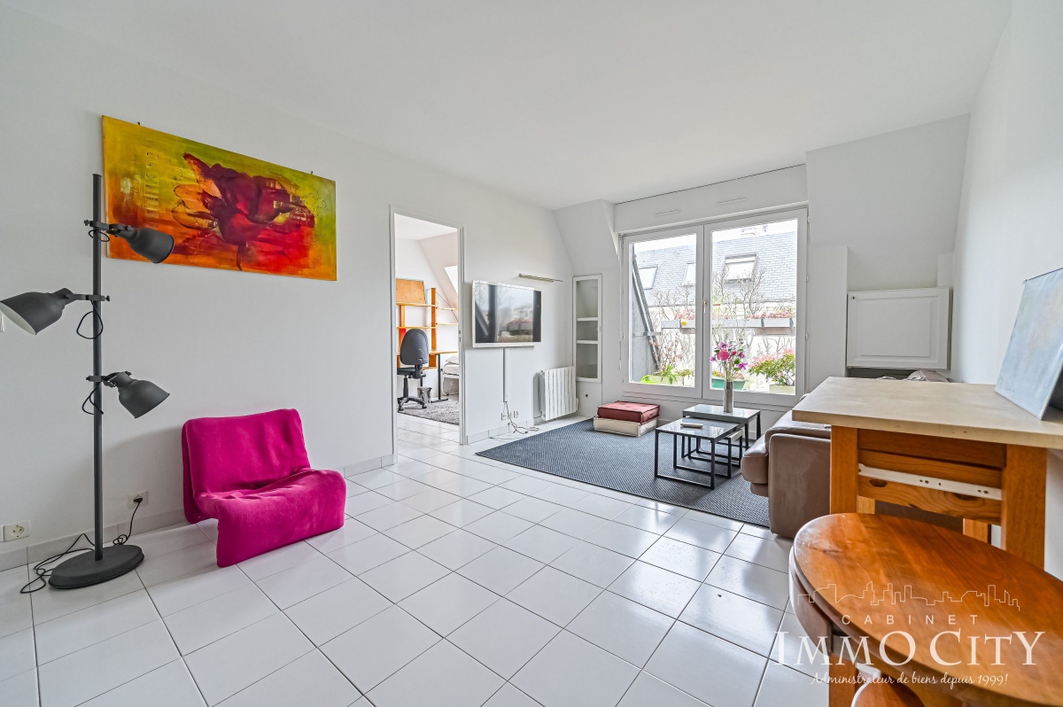 Location Appartement  4 pièces - 78m² 92120 Montrouge