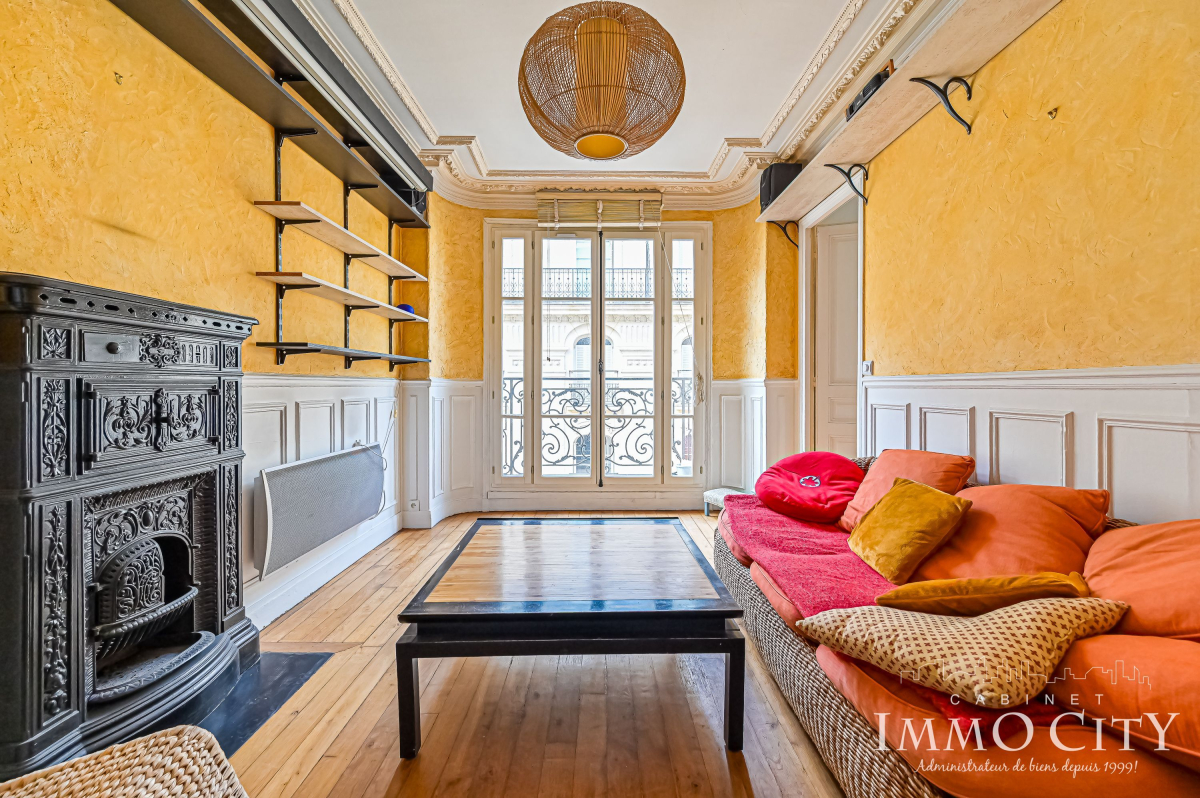 Location Appartement  3 pièces - 47m² 75014 Paris