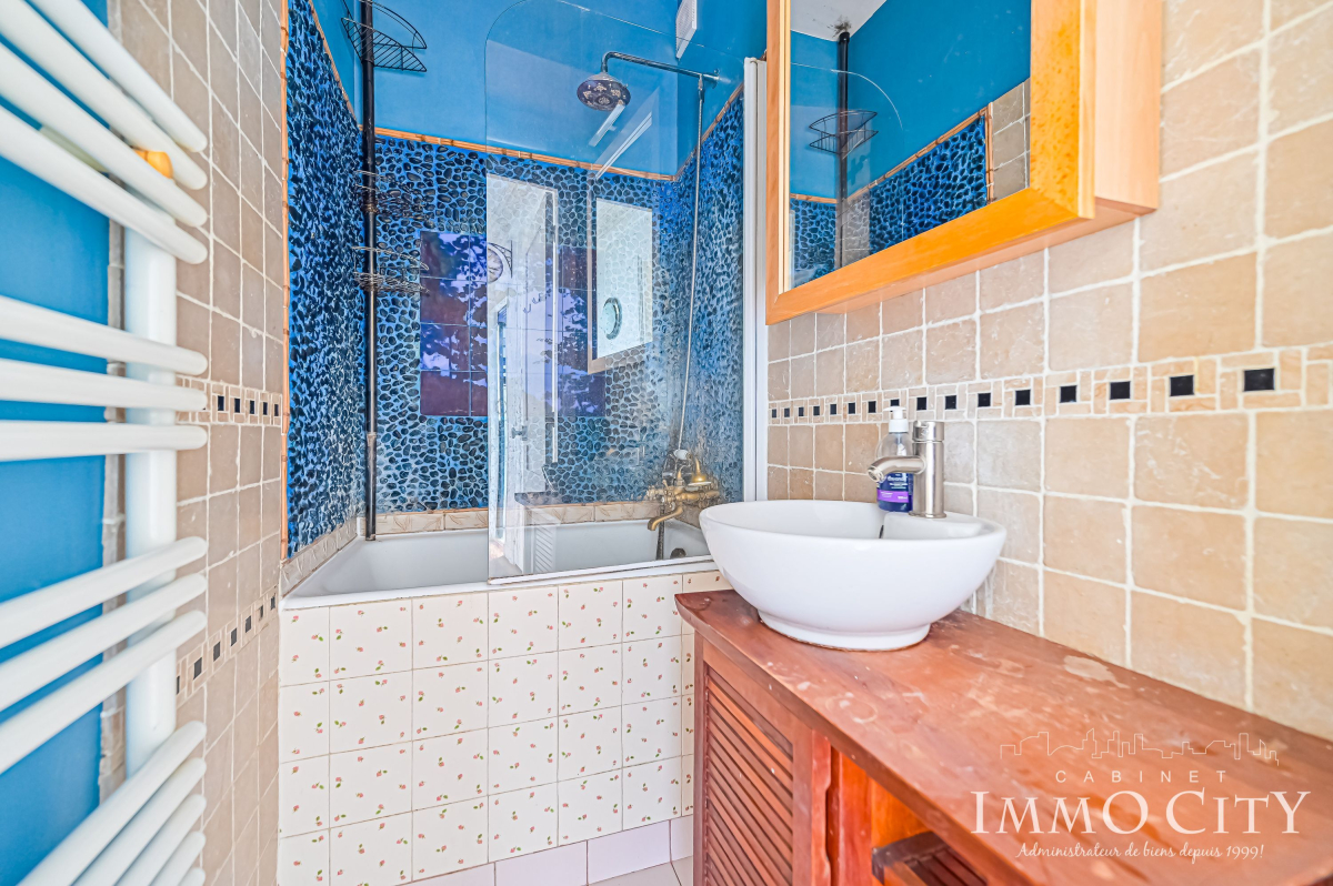 Location Appartement  3 pièces - 47m² 75014 Paris