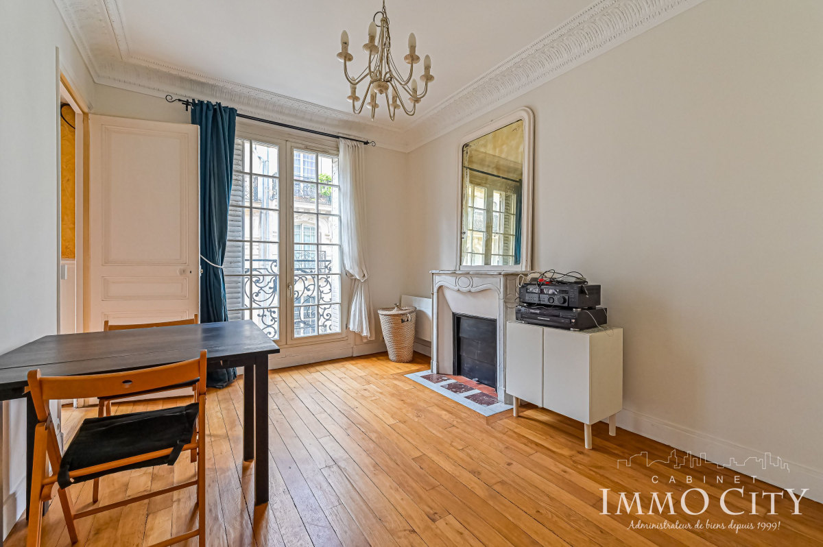 Location Appartement  3 pièces - 47m² 75014 Paris