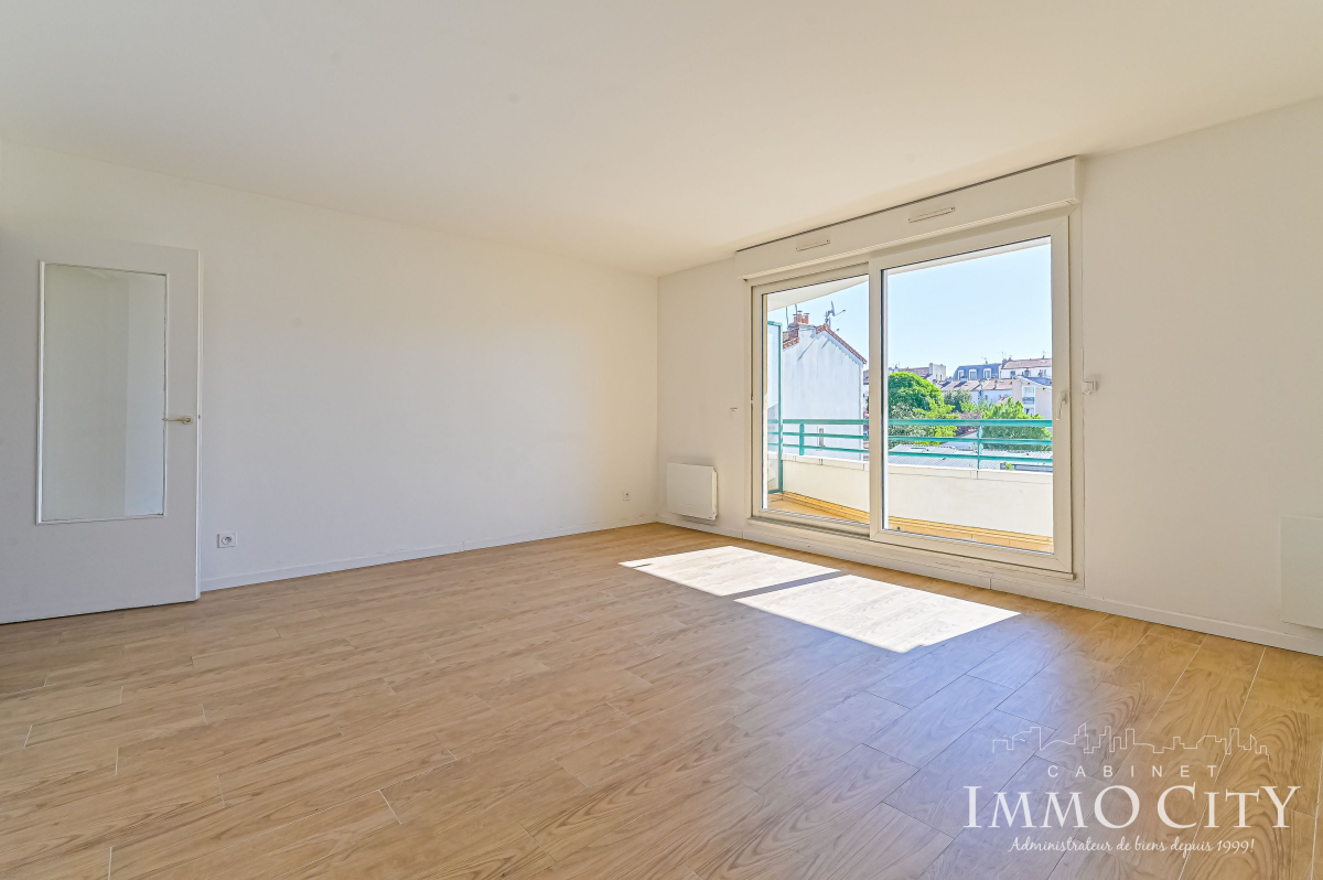 Location Appartement  3 pièces - 60.8m² 92120 Montrouge