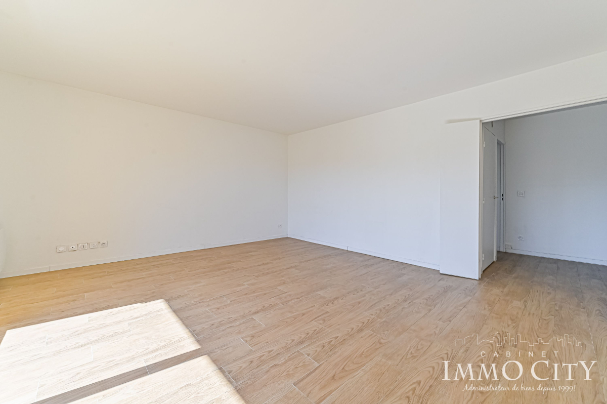 Location Appartement  3 pièces - 60.8m² 92120 Montrouge
