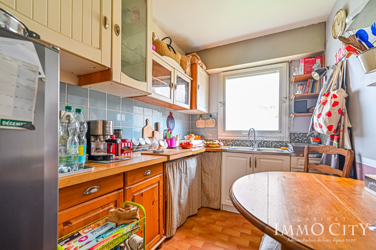 Vente Appartement  2 pièces - 48m² 75020 Paris