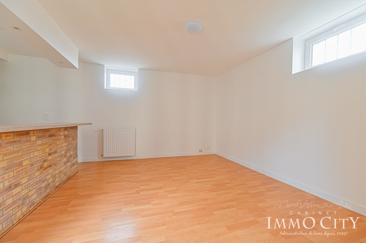Location Appartement  2 pièces - 50m² 92240 Malakoff
