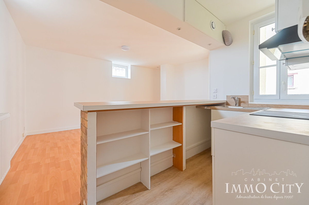 Location Appartement  2 pièces - 50m² 92240 Malakoff