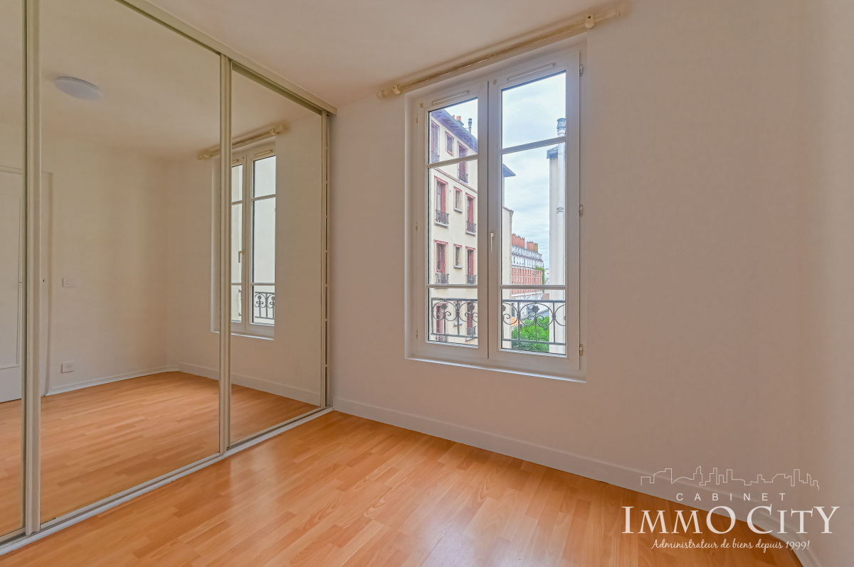 Location Appartement  2 pièces - 50m² 92240 Malakoff