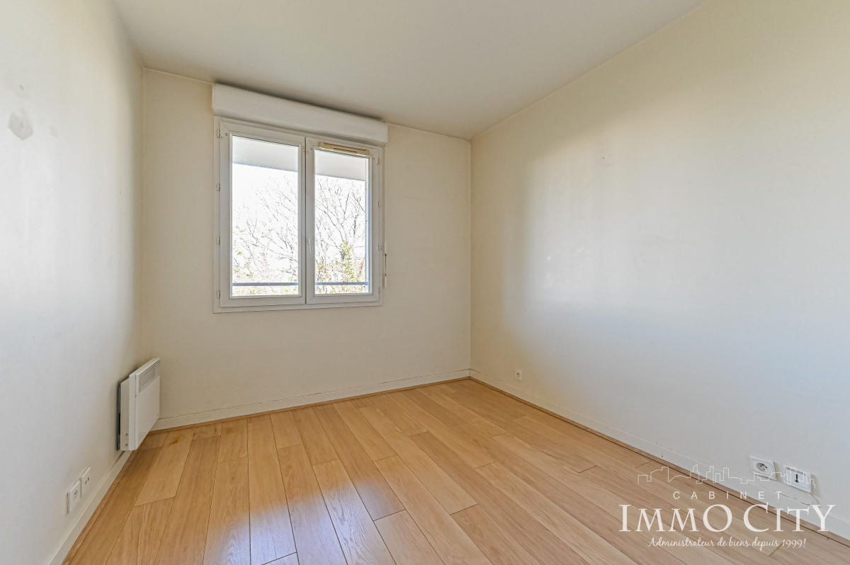 Vente Appartement  3 pièces - 61m² 92320  Chatillon