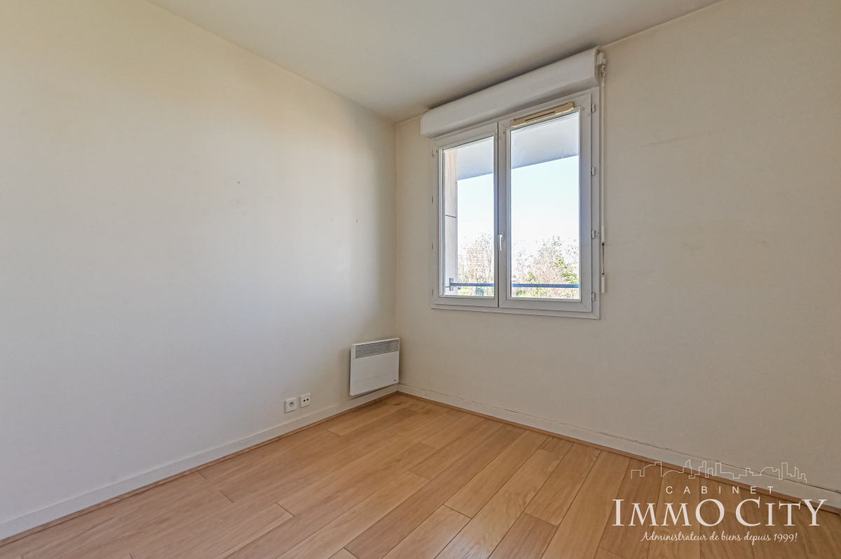 Vente Appartement  3 pièces - 61m² 92320  Chatillon