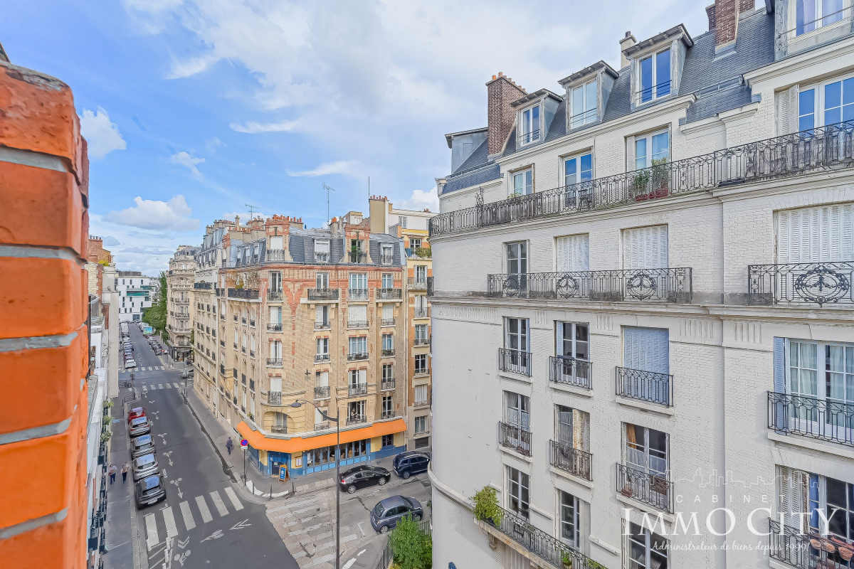 Location Appartement  2 pièces - 31.39m² 75015 Paris