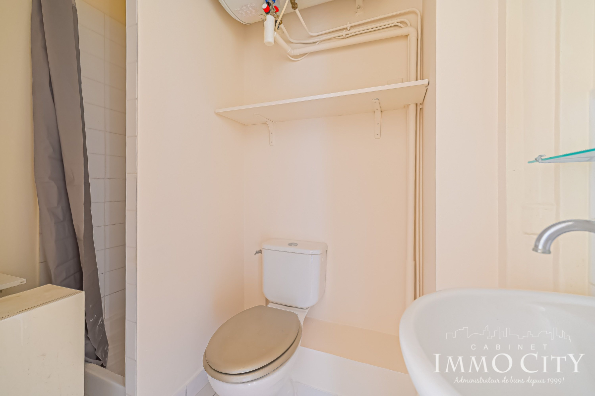 Location Appartement  2 pièces - 31.39m² 75015 Paris