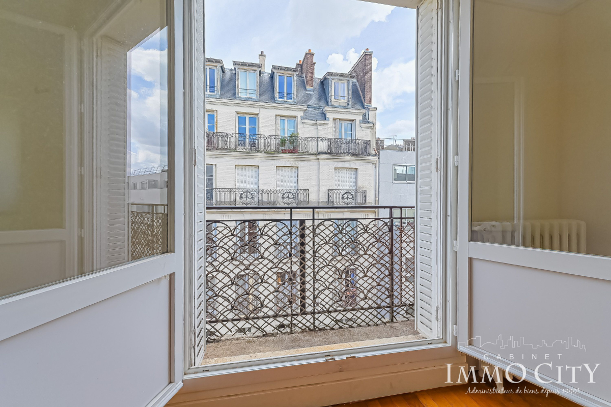 Location Appartement  2 pièces - 31.39m² 75015 Paris